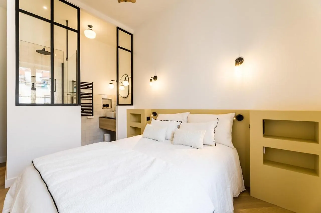 Bloom Keyweek Apartment City Center Μπιαρίτζ